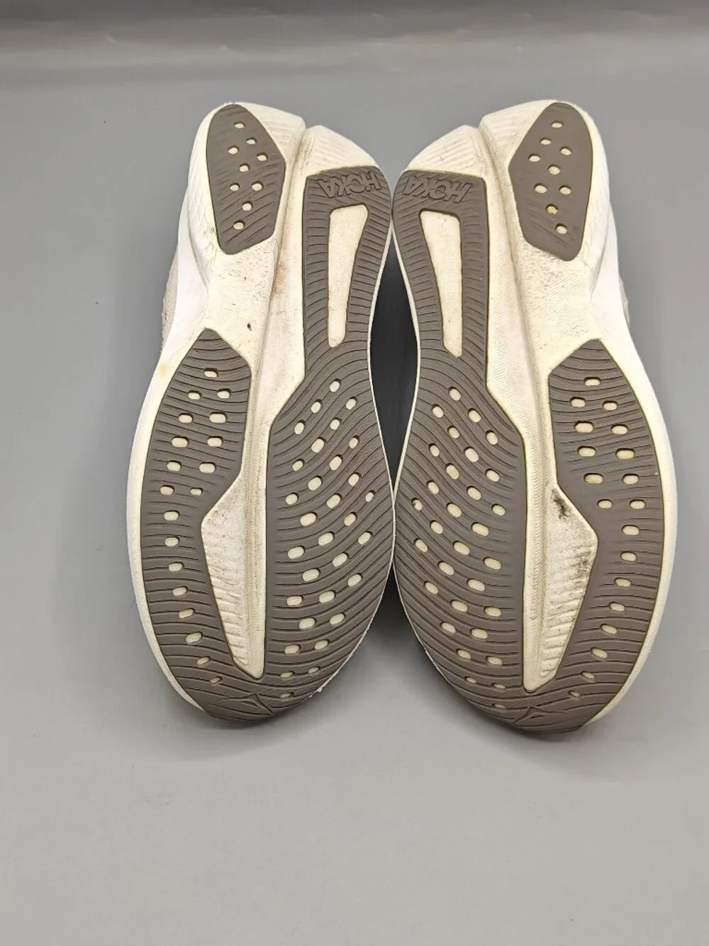 Hoka One One hoka one